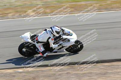 media/Feb-05-2023-Classic Track Day (Sun) [[c35aca4a42]]/Group 1/session 1 turn 9/